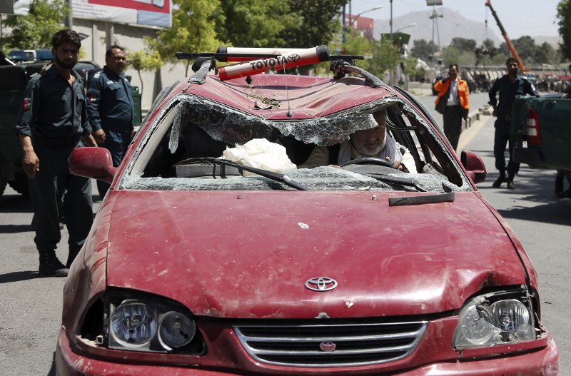 Το Ισλαμικό Κράτος ανέλαβε την ευθύνη για το μακελειό στο Αφγανιστάν [εικόνες & βίντεο]   | iefimerida.gr 6