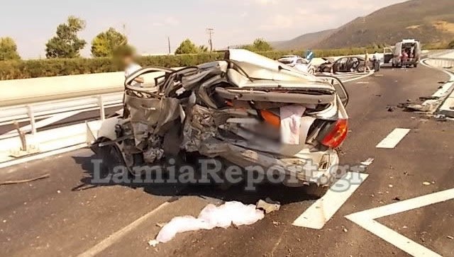 Απίστευτο τροχαίο στην Αταλάντη – Σώθηκαν επειδή έκλαιγε το μωρό τους [εικόνες] | iefimerida.gr 1