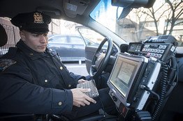 Το «έξυπνο» περιπολικό της Αστυνομίας της Νέας Υόρκης που δεν αφήνει περιθώρια διαφυγής στους παραβάτες [εικόνες] | iefimerida.gr 1