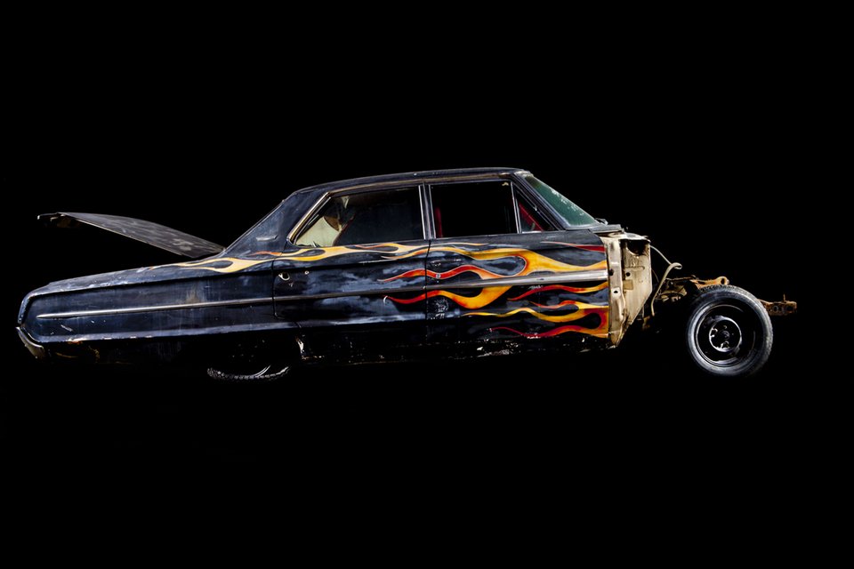 Αυτοκίνητα μετά το τρακάρισμα -Ο φωτογράφος που απαθανατίζει «τσαλακωμένες» λαμαρίνες [εικόνες] | iefimerida.gr 2