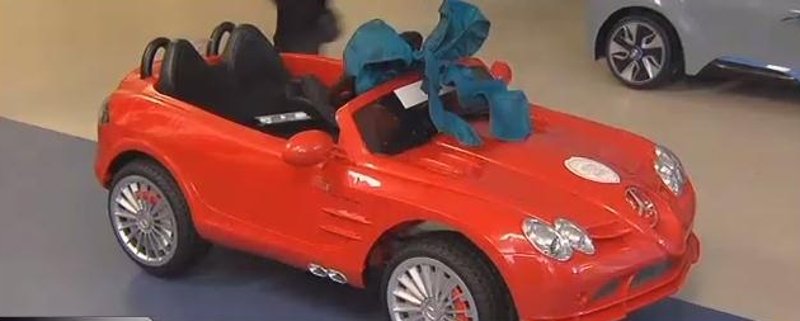 ΗΠΑ: Νοσοκομείο μεταφέρει με τηλεκατευθυνόμενα αυτοκινητάκια στο χειρουργείο τα παιδιά [εικόνες] | iefimerida.gr 2