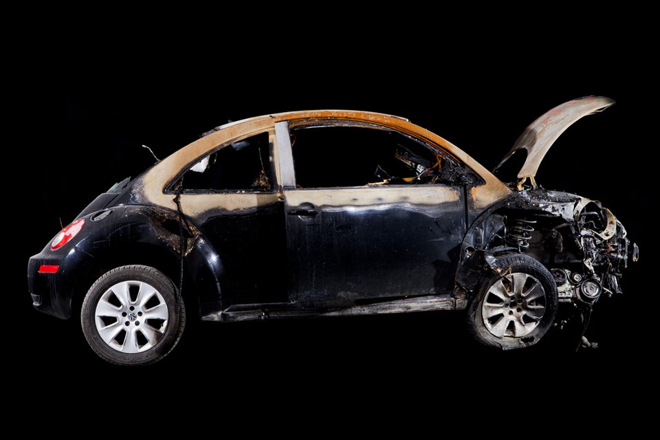 Αυτοκίνητα μετά το τρακάρισμα -Ο φωτογράφος που απαθανατίζει «τσαλακωμένες» λαμαρίνες [εικόνες] | iefimerida.gr 7