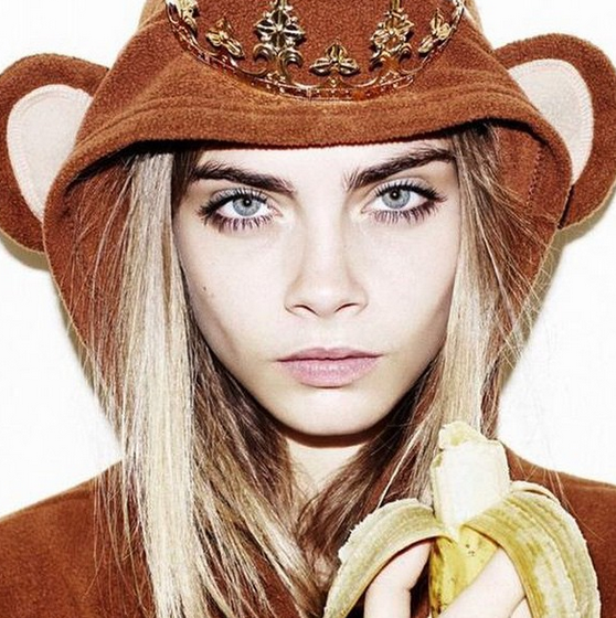 Σωσίας της Κάρα Ντελεβίν της κάνει μεγάλη χαλάστρα [εικόνες] | iefimerida.gr 7