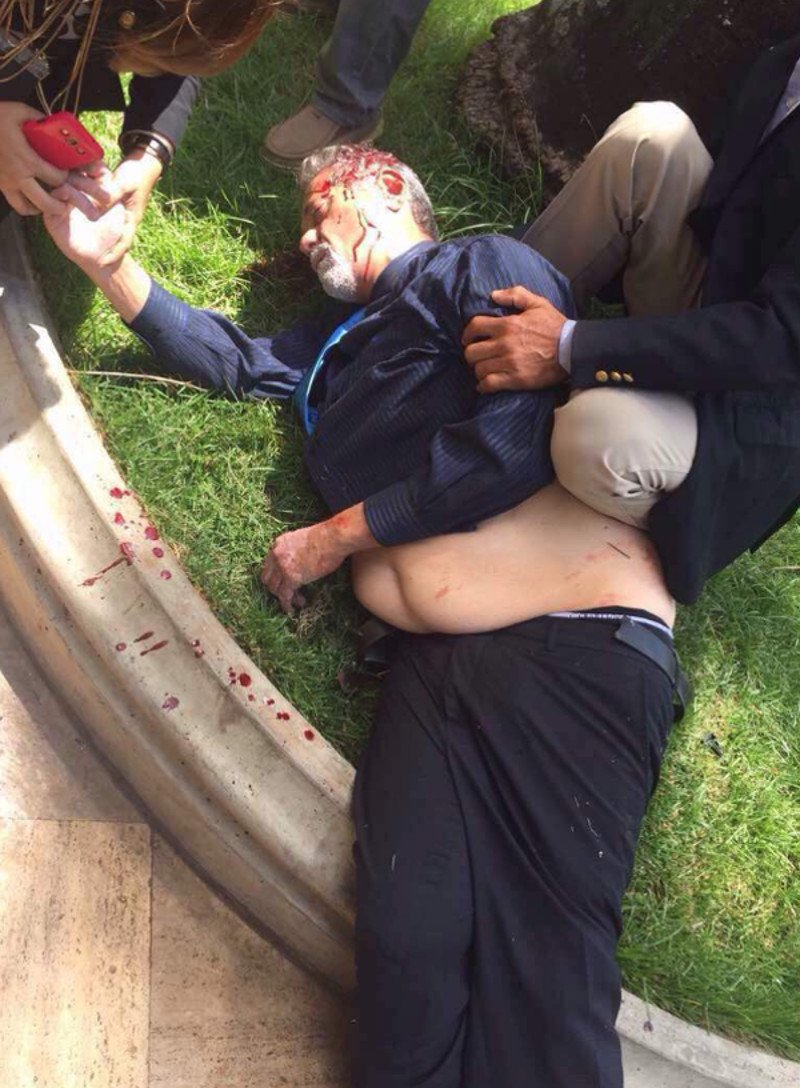 Βενεζουέλα: Οπαδοί του Μαδούρο εισέβαλαν στη Βουλή και τραυμάτισαν βουλευτές της αντιπολίτευσης [εικόνες] | iefimerida.gr 5