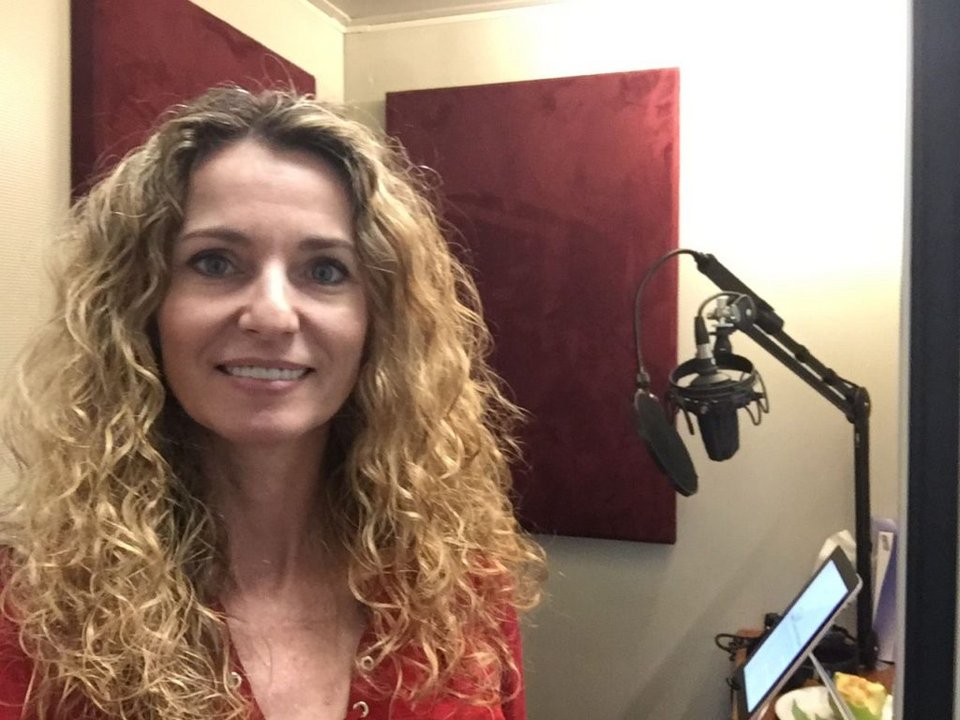 Κακοποιημένη σύζυγος έχτισε δικό της σπίτι, ακολουθώντας οδηγίες στο YouTube [εικόνες] | iefimerida.gr 0