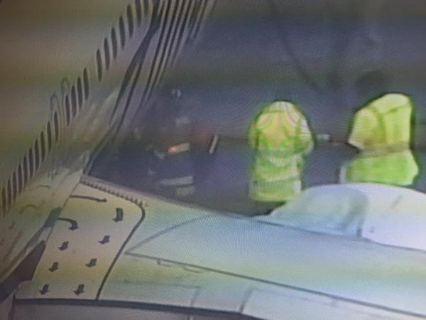 Αεροσκάφος γύρισε πίσω λίγο μετά την απογείωση επειδή φορτοεκφορτωτής αποκοιμήθηκε στον χώρο αποσκευών [εικόνες & βίντεο] | iefimerida.gr 2