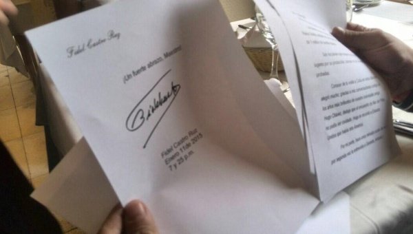 Ο Φιντέλ ζει και στέλνει επιστολή στον Μαραντόνα [εικόνες] | iefimerida.gr 0