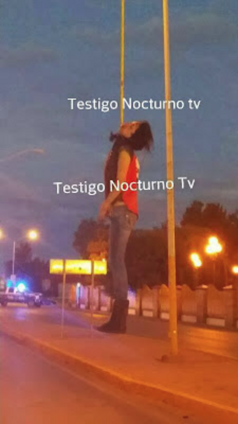 Φρίκη στο Μεξικό από τον πόλεμο των καρτέλ: Κρέμασαν τα πτώματα εφήβων από μια γέφυρα [εικόνες] | iefimerida.gr 1