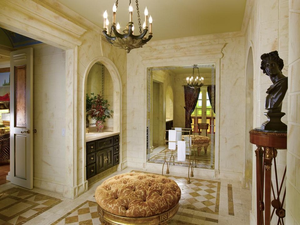 Η έπαυλη του Versace έγινε ξενοδοχείο -Η πισίνα με τη μέδουσα, οι βασιλικές κρεβατοκάμαρες [εικόνες] | iefimerida.gr 9