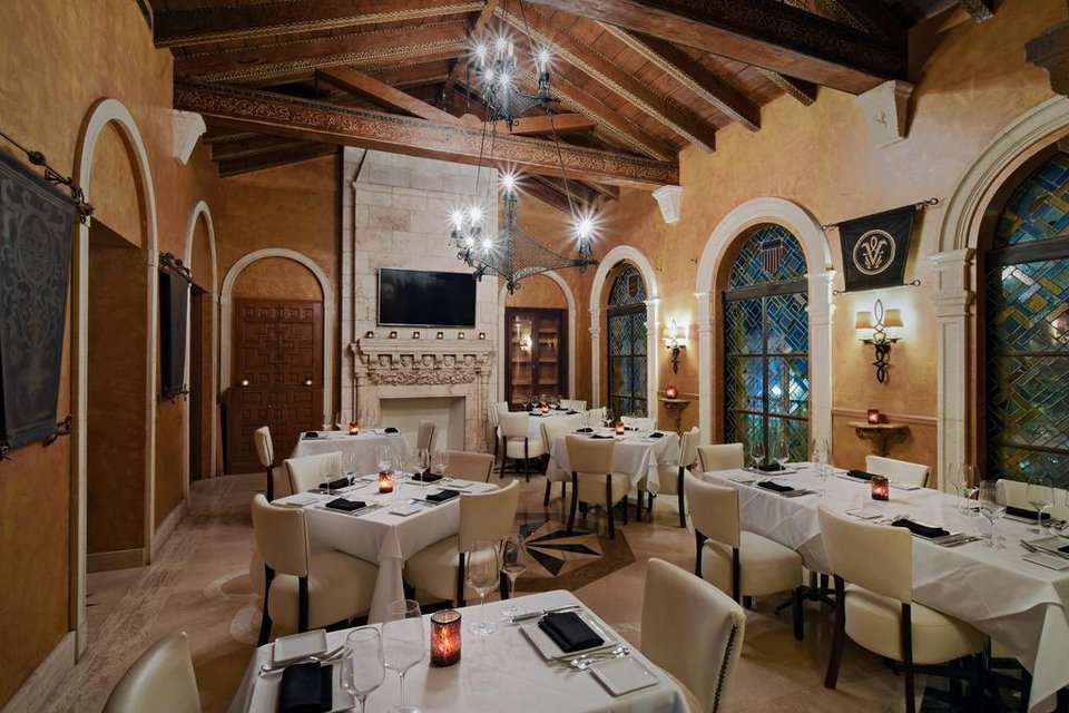 Η έπαυλη του Versace έγινε ξενοδοχείο -Η πισίνα με τη μέδουσα, οι βασιλικές κρεβατοκάμαρες [εικόνες] | iefimerida.gr 1