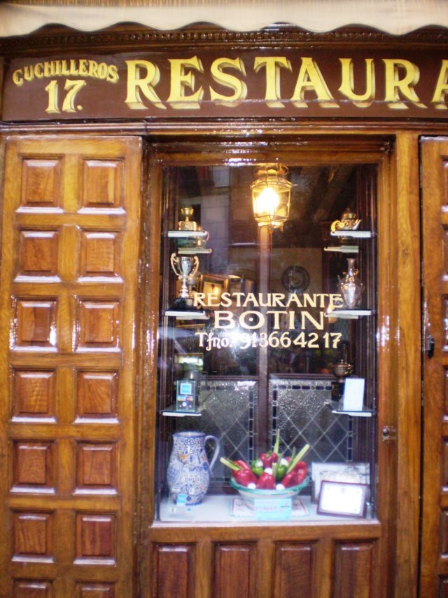 Αυτό είναι το παλαιότερο εστιατόριο του κόσμου από όπου «παρέλασαν» όλες οι ιστορικές φυσιογνωμίες [εικόνες] | iefimerida.gr 0