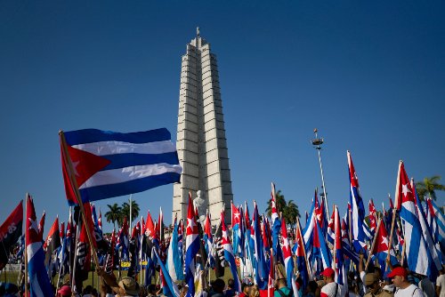 Κούβα: Ο Ραούλ Κάστρο αποχωρεί και απόλαυσε την τελευταία παρέλαση Πρωτομαγιάς [εικόνες] | iefimerida.gr 4