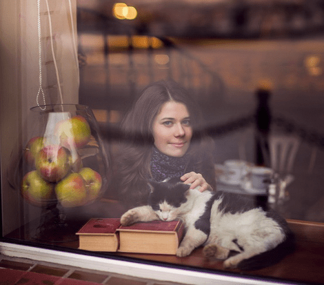 Το πρώτο καφενείο για... γάτες έρχεται στο Λονδίνο [εικόνες] | iefimerida.gr 1