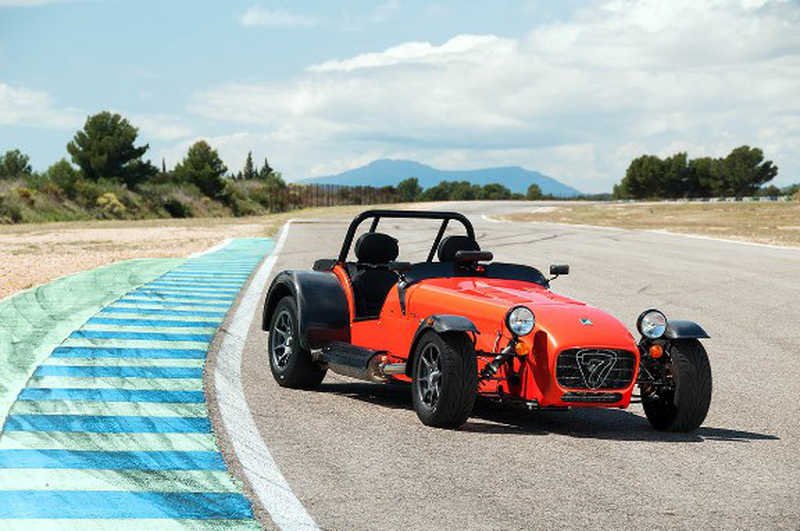 Caterham Seven 485: Κατηγορία φτερού με επιδόσεις Ferrari | iefimerida.gr 5