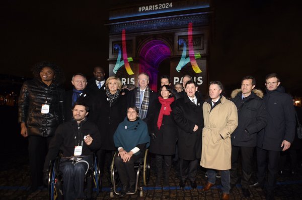 Επίσημη παρουσίαση του logo για την υποψηφιότητα «Παρίσι 2024» των Ολυμπιακών Αγώνων [εικόνες] | iefimerida.gr 3