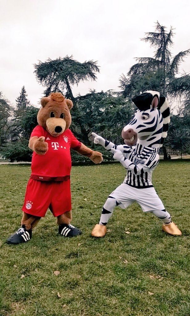 Η μασκότ της Μπάγερν υποδέχθηκε τη μασκότ της Γιουβέντους στο αεροδρόμιο [εικόνες] | iefimerida.gr 4