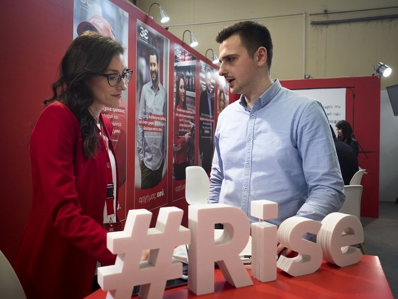 Η Coca-Cola Τρία Eψιλον στις Ημέρες Καριέρας Θεσσαλονίκης 2019 [εικόνες] | iefimerida.gr 2