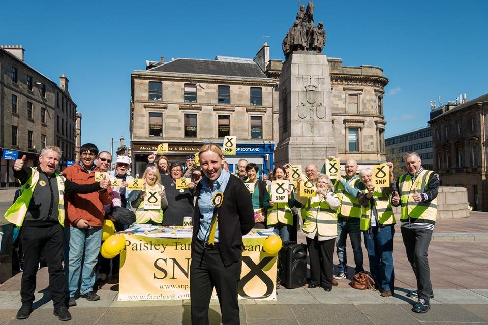 Η Σκωτσέζα Μάρε Μπλακ είναι η νεότερη βουλευτής της Βρετανίας -Μόλις 20 ετών και εθνικίστρια [εικόνες]   | iefimerida.gr 8
