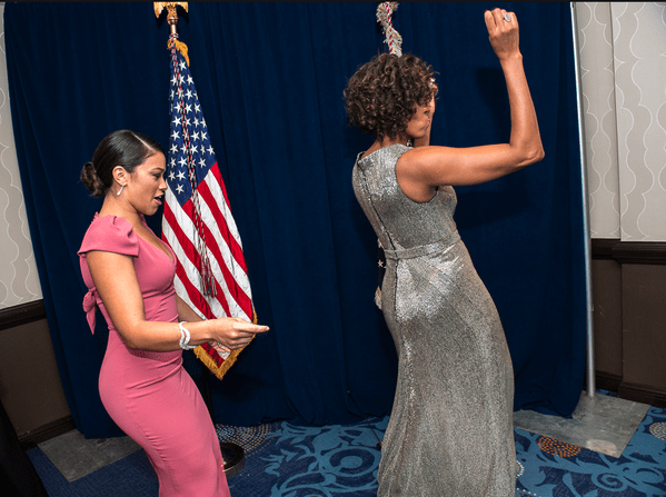 Το φόρεμα που έκανε τους πάντες να αποθεώσουν τη Μισέλ Ομπάμα [εικόνες] | iefimerida.gr 5