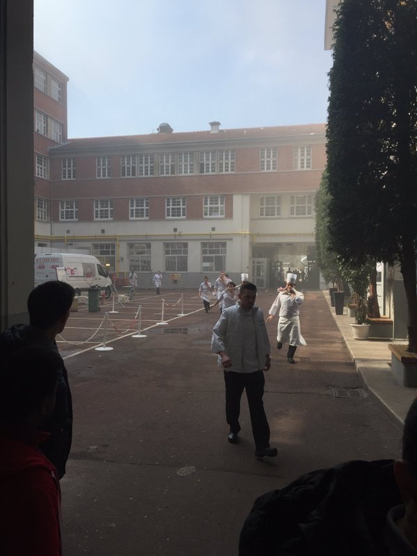 Ισχυρή έκρηξη στο Παρίσι με 5 τραυματίες [εικόνες] | iefimerida.gr 3