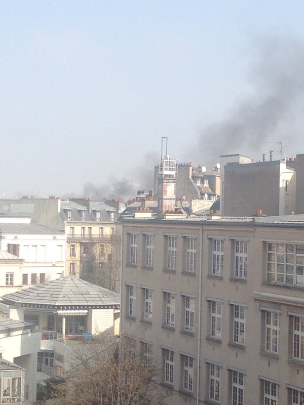 Ισχυρή έκρηξη στο Παρίσι με 5 τραυματίες [εικόνες] | iefimerida.gr 4