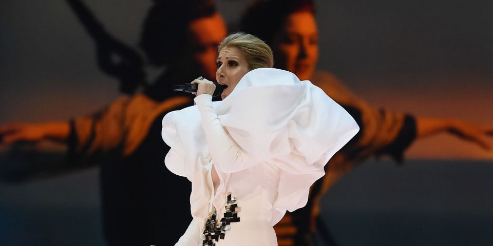 Η Σελίν Ντιόν τραγούδησε τον Τιτανικό, 20 χρόνια μετά, και συγκλόνισε [βίντεο] | iefimerida.gr 3