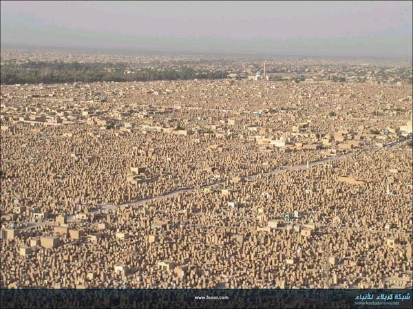 Κι όμως αυτή δεν είναι πόλη, αλλά το μεγαλύτερο νεκροταφείο του κόσμου [εικόνες] | iefimerida.gr 0