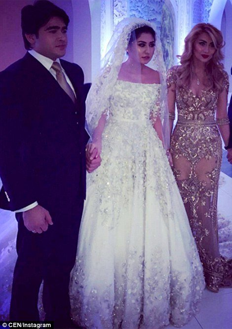 Ο «Ωνάσης» της Ρωσίας πάντρεψε την κόρη του -Νυφικό 550.000 ευρώ, εξωπραγματική χλιδή [εικόνες] | iefimerida.gr 1