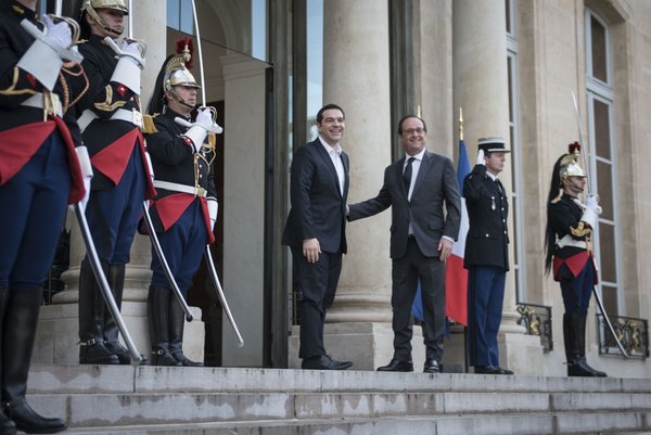 Ο Τσίπρας στο Μέγαρο των Ηλυσίων -Συνάντηση με τον Ολάντ [εικόνες & βίντεο] | iefimerida.gr 1