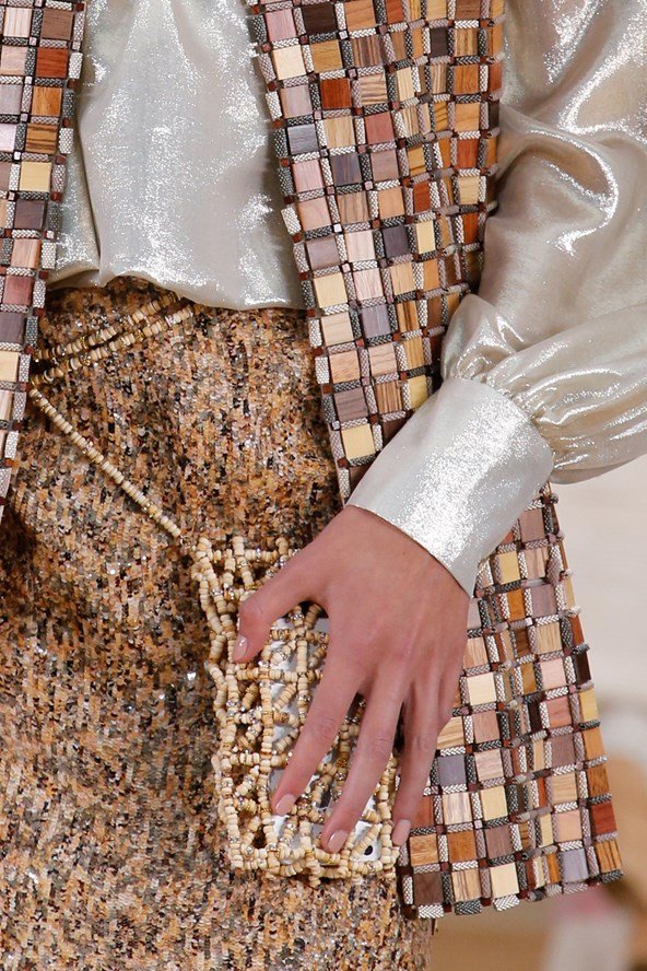 Chanel: Γιατί η τελευταία επίδειξη αλλάζει όλα τα δεδομένα στη βιομηχανία της μόδας [εικόνες] | iefimerida.gr 10