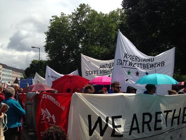 Συγκεντρώσεις σε Παρίσι,  Βερολίνο και Ρώμη υπέρ της Ελλάδας και κατά της λιτότητας [εικόνες] | iefimerida.gr 2