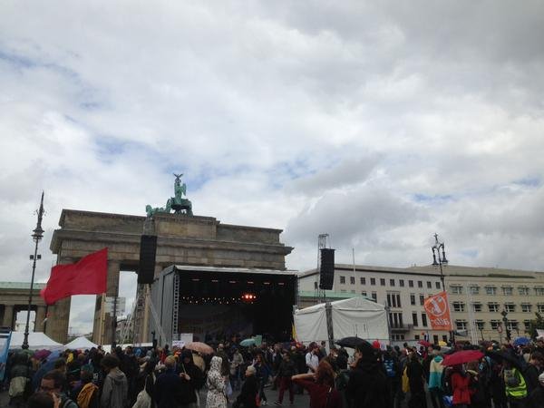 Συγκεντρώσεις σε Παρίσι,  Βερολίνο και Ρώμη υπέρ της Ελλάδας και κατά της λιτότητας [εικόνες] | iefimerida.gr 0