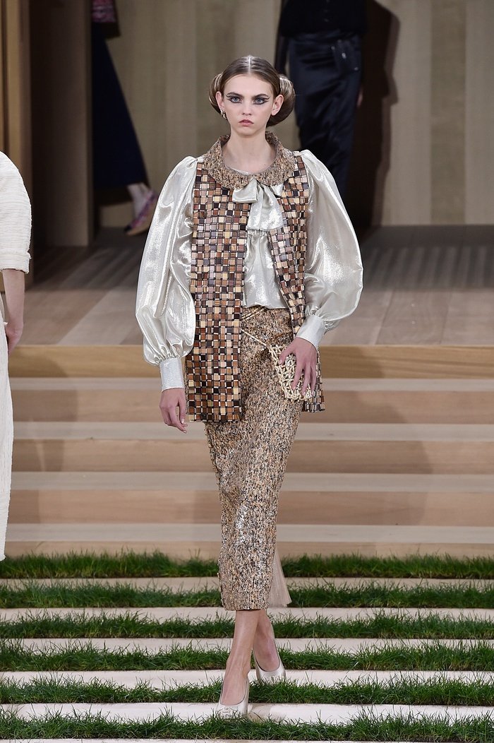 Chanel: Γιατί η τελευταία επίδειξη αλλάζει όλα τα δεδομένα στη βιομηχανία της μόδας [εικόνες] | iefimerida.gr 4