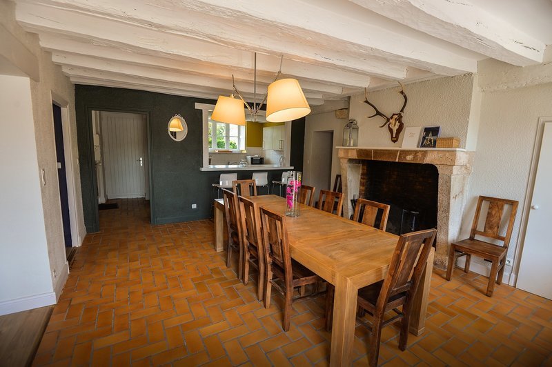 Σε πύργο γιορτάζει τα 40ά γενέθλιά του ο Εμανουέλ Μακρόν – Παρέα με τη σύζυγό του [εικόνες] | iefimerida.gr 5