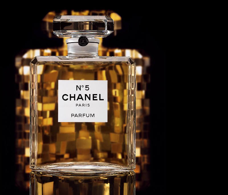 Coco Chanel: Η ιέρεια του στιλ που άλλαξε τον ρου της μόδας | iefimerida.gr 2