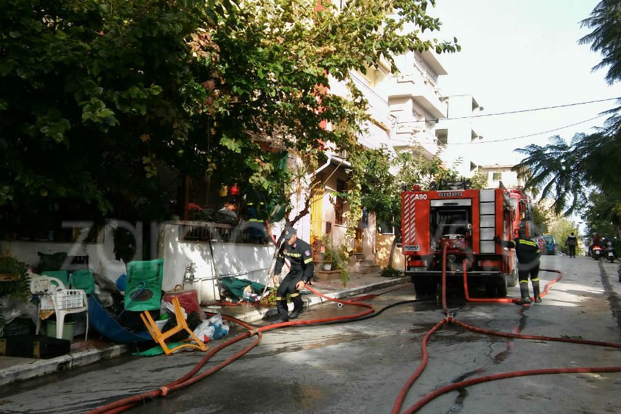 Στις φλόγες τυλίχθηκε σπίτι στα Χανιά -Στην περιοχή Νέα Χώρα [εικόνες & βίντεο]  | iefimerida.gr 1
