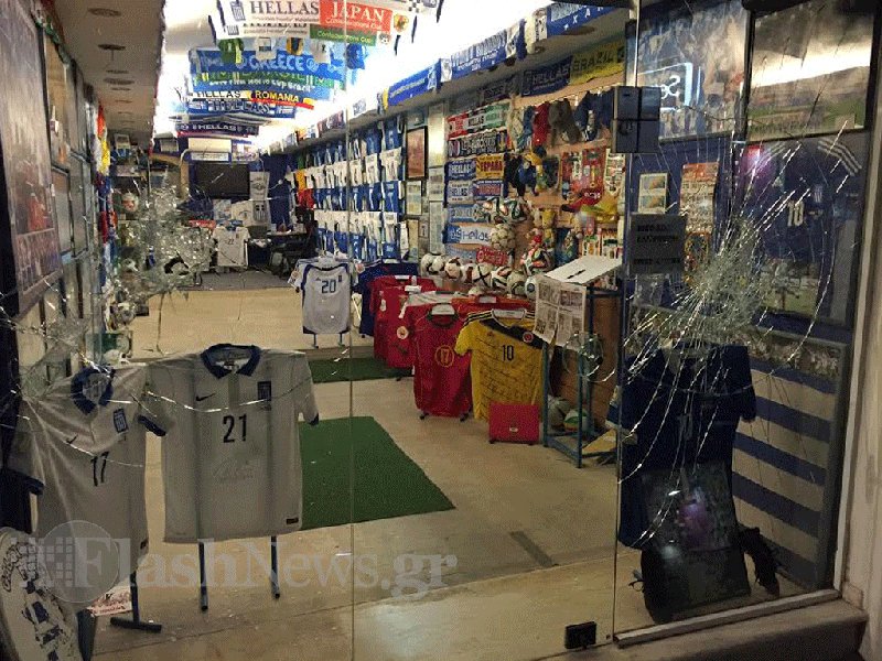 Έσπασαν τα γραφεία της Χρυσής Αυγής  στα Χανιά [εικόνες&βίντεο] | iefimerida.gr 7