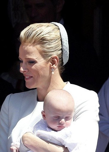 Και ξαφνικά η πριγκίπισσα Σαρλέν του Μονακό ρυτίδιασε [εικόνες] | iefimerida.gr 1