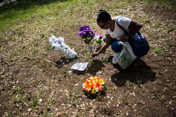 ΗΠΑ: Αντιμέτωπος με τη θανατική ποινή ο αστυνομικός που πυροβόλησε πισώπλατα τον Αφροαμερικανό [εικόνες] | iefimerida.gr 0