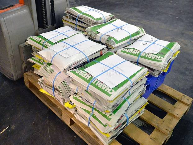 Η Air France αγόρασε 20.000 τεύχη του Charlie Hebdo: Τα μοιράζει στους επιβάτες [εικόνες] | iefimerida.gr 1