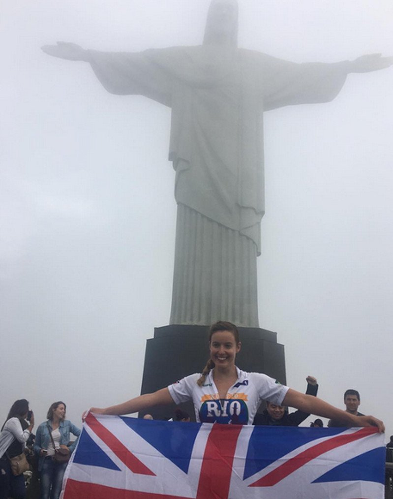 Βρετανή παρουσιάστρια πήγε στο Ρίο και έπεσε σε κώμα -Προσβλήθηκε από σπάνιας μορφής ελονοσία [εικόνες] | iefimerida.gr 3