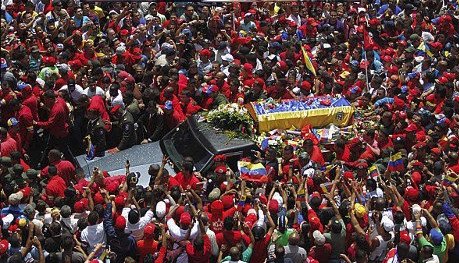 Η «λαϊκή υστεροφημία» της Θάτσερ και του Τσάβες [εικόνες] | iefimerida.gr 0