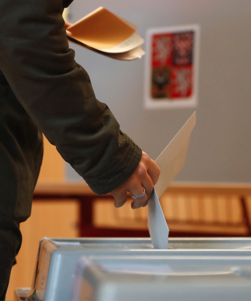 Εκλογές στην Τσεχία: Ανίκητο το λαϊκιστικό κίνημα- Ποιος είναι ο «Τσέχος Τραμπ» που φλερτάρει με την πρωθυπουργία [εικόνες] | iefimerida.gr 0