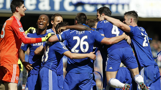 Premier League: Ο Μουρίνιο ξανασήκωσε πρωτάθλημα με την Τσέλσι [εικόνες & βίντεο] | iefimerida.gr 1