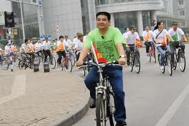 Κινέζος εκατομμυριούχος οικολόγος πουλάει «καθαρό αέρα» σε κονσέρβες [εικόνες] | iefimerida.gr 0