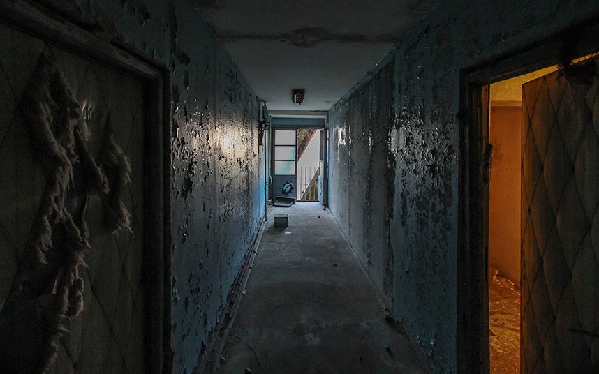 Στο Τσέρνομπιλ, 29 χρόνια μετά: Στη ζώνη αποκλεισμού, εκεί που σταμάτησε ο χρόνος [εικόνες] | iefimerida.gr 0