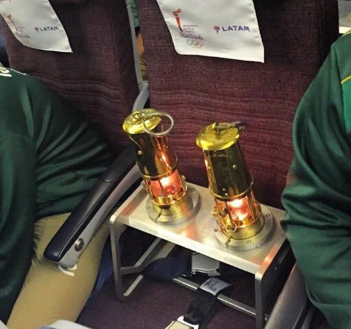 Η Ολυμπιακή Φλόγα έφτασε στο Ρίο της Βραζιλίας [εικόνες & βίντεο] | iefimerida.gr 1