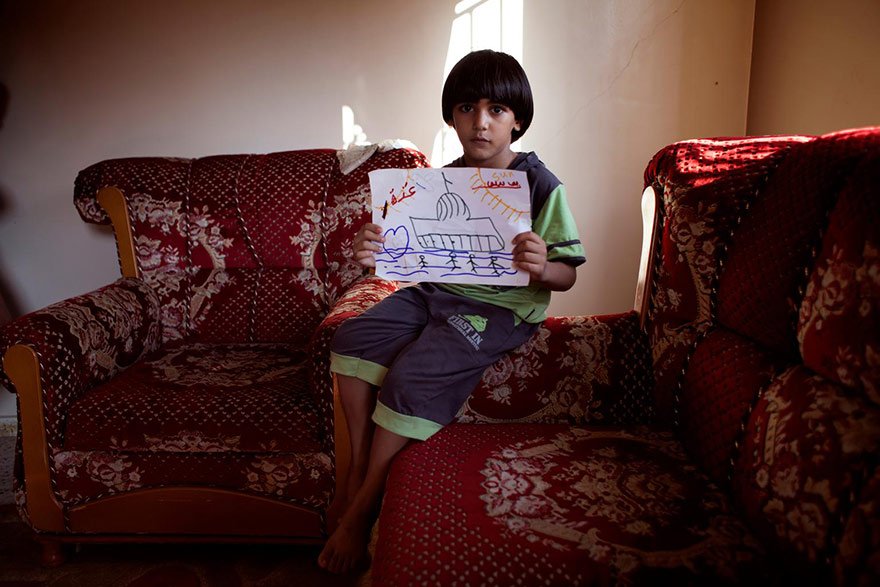 Τα παιδιά ζωγραφίζουν το μέλλον της Γάζας: Η φρίκη του πολέμου αποτυπώθηκε στις ψυχές τους [εικόνες] | iefimerida.gr 2