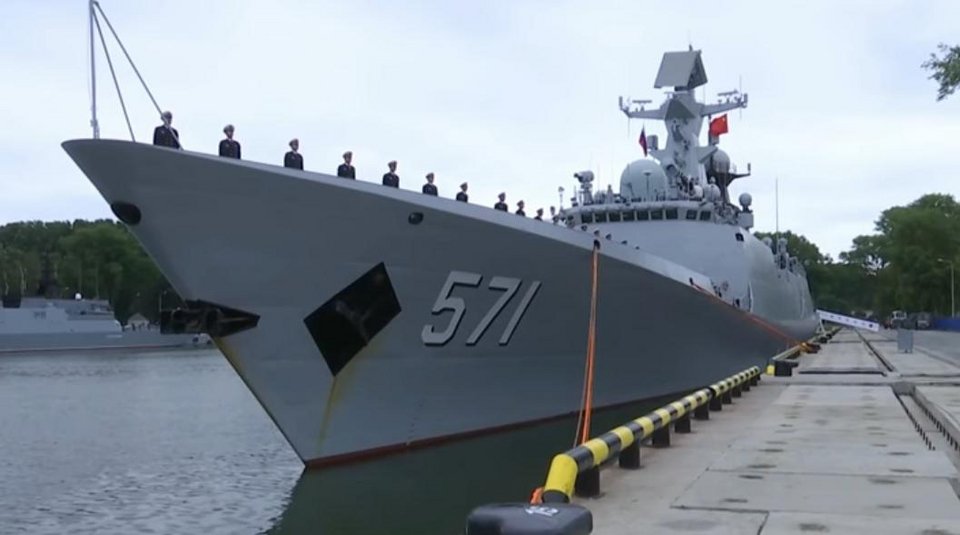 Κίνα και Ρωσία στέλνουν μήνυμα στη Δύση με κοινά ναυτικά γυμνάσια στη Βαλτική Θάλασσα [βίντεο]  | iefimerida.gr 2