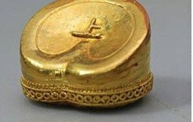 Κίνα: Ανακάλυψαν τάφο μαρκήσιου 3.000 χρόνων -Με φυλακτά, οστά αλόγων και άρμα [εικόνα]  | iefimerida.gr 1